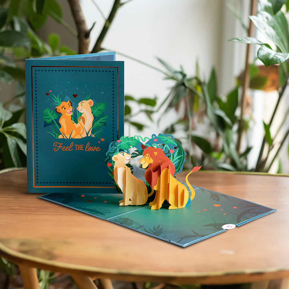 Disney's The Lion King Feel The Love Pop-Up Card - Image 4
