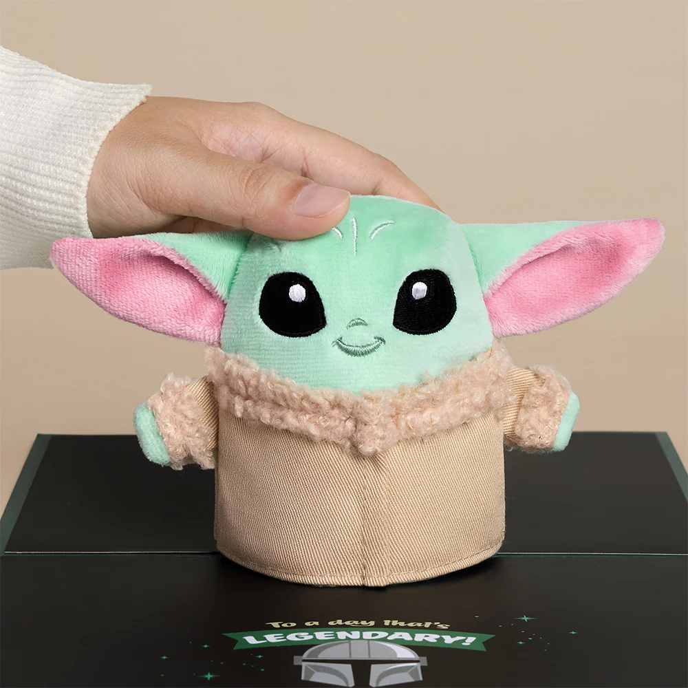 Star Wars™ Grogu™ Plushpop Card & Flower Buds Bouquet Bundle - Image 3
